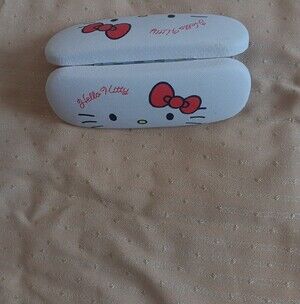Hello Kitty White Case